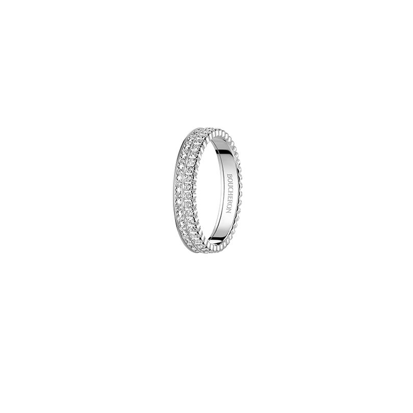 Second product packshot​ Quatre Radiant Edition Engagement Ring