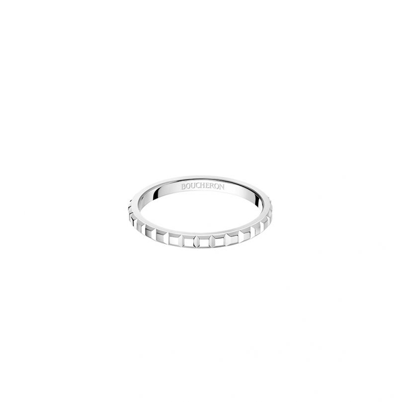 First product packshot Clou de Paris Mini Wedding Band ring