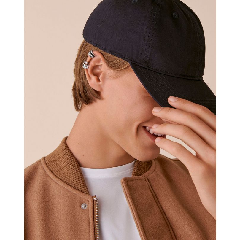 Second worn look Quatre Black Edition Single Clip Earring