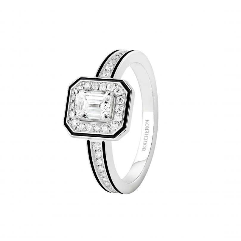 First product packshot Vendôme Liseré Engagement Ring