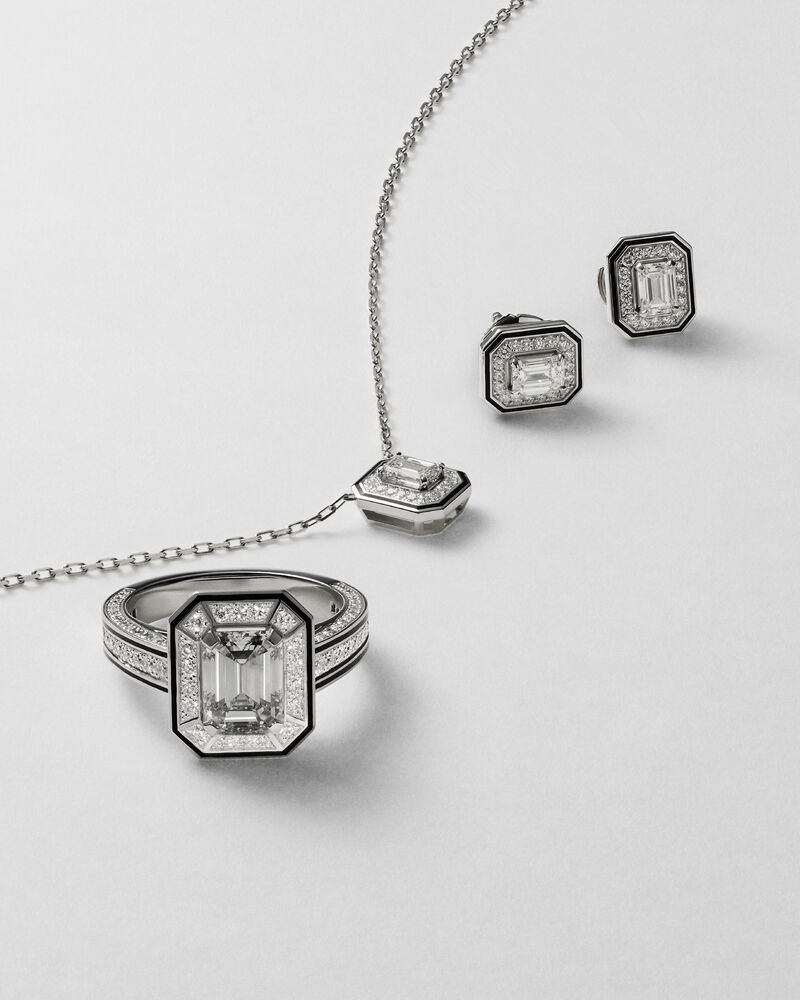 stones boucheron