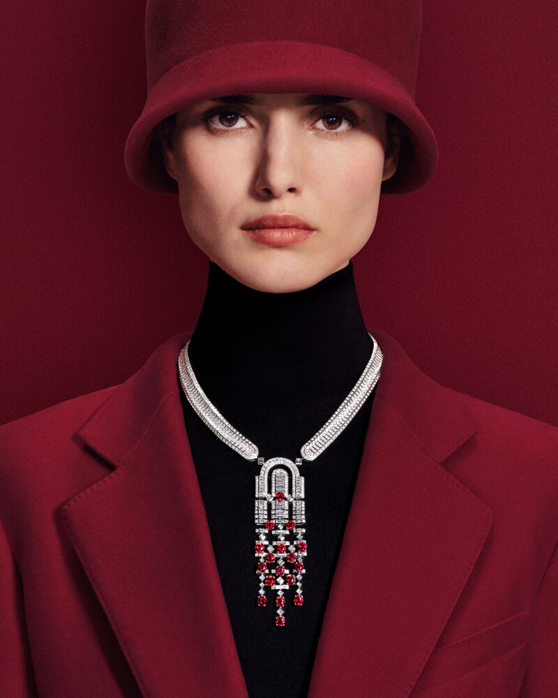 Rolling Red Necklace - High Jewelry - Like a Queen 